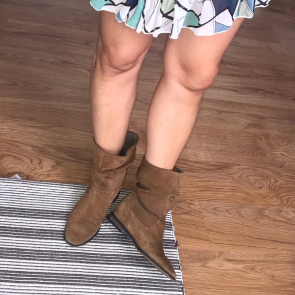 Hidden wedge bootie - Picture 4 of 4